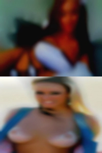Tiny swinging nude girls tits.